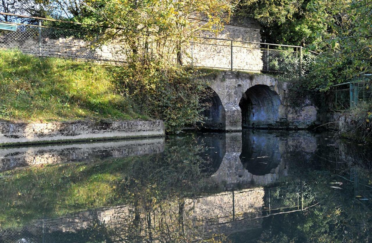 Les Gites Du Douet Du Houlle Courcy  Экстерьер фото